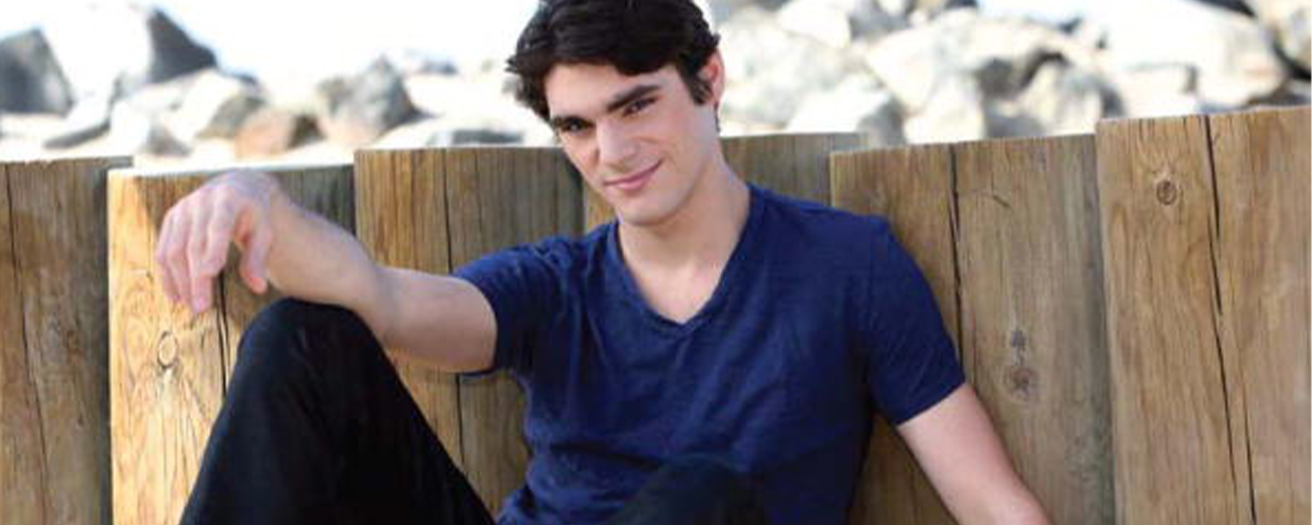 RJ Mitte of 'Breaking Bad' is busting stereotypes about cerebral palsy