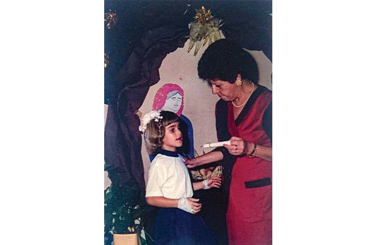 A young Camila Coelho