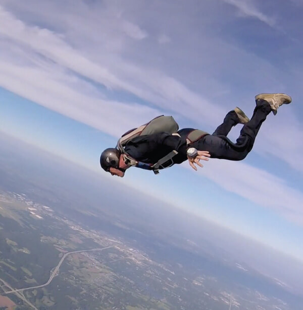 Disability doesn't deter these skydivers