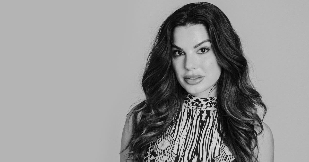 Lawyer and model who survived brain tumors focuses on giving back