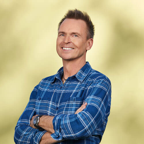 Biking for multiple sclerosis awareness with "Amazing Race" host Phil Keoghan