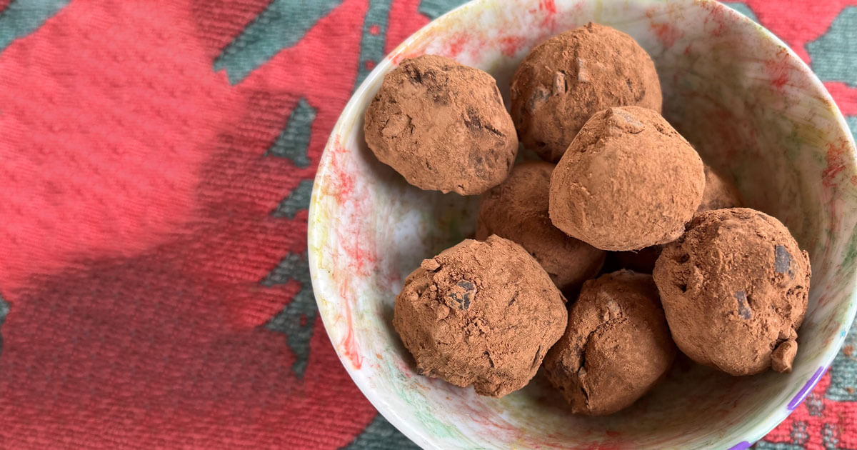 Tasty and healthy homemade food presents for the holidays