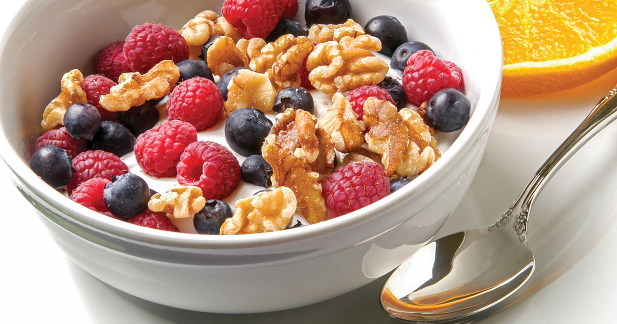 Research shows nuts and berries support brain health with key nutrients